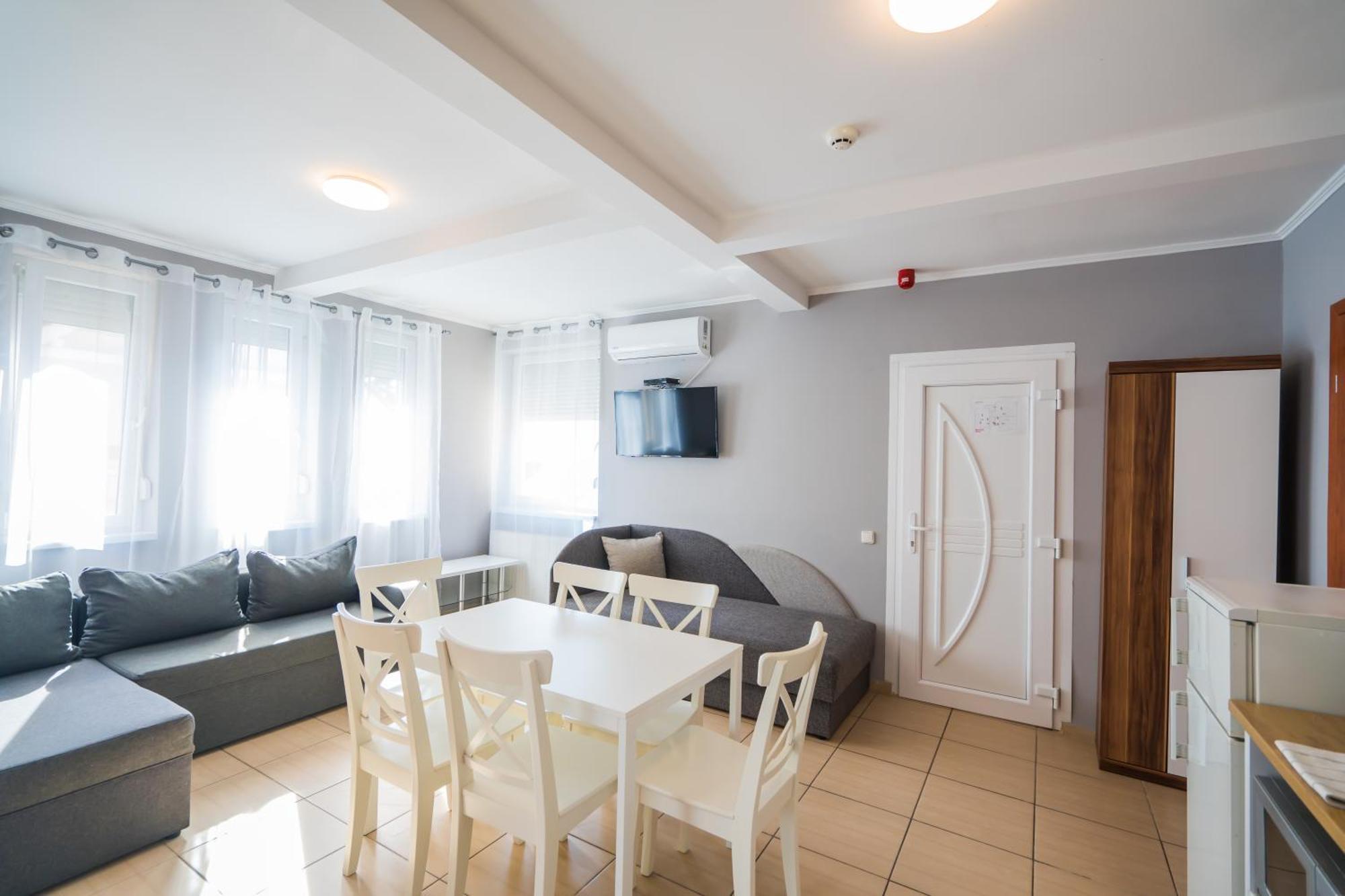 Riviera Apartmanhaz シオーフォク エクステリア 写真